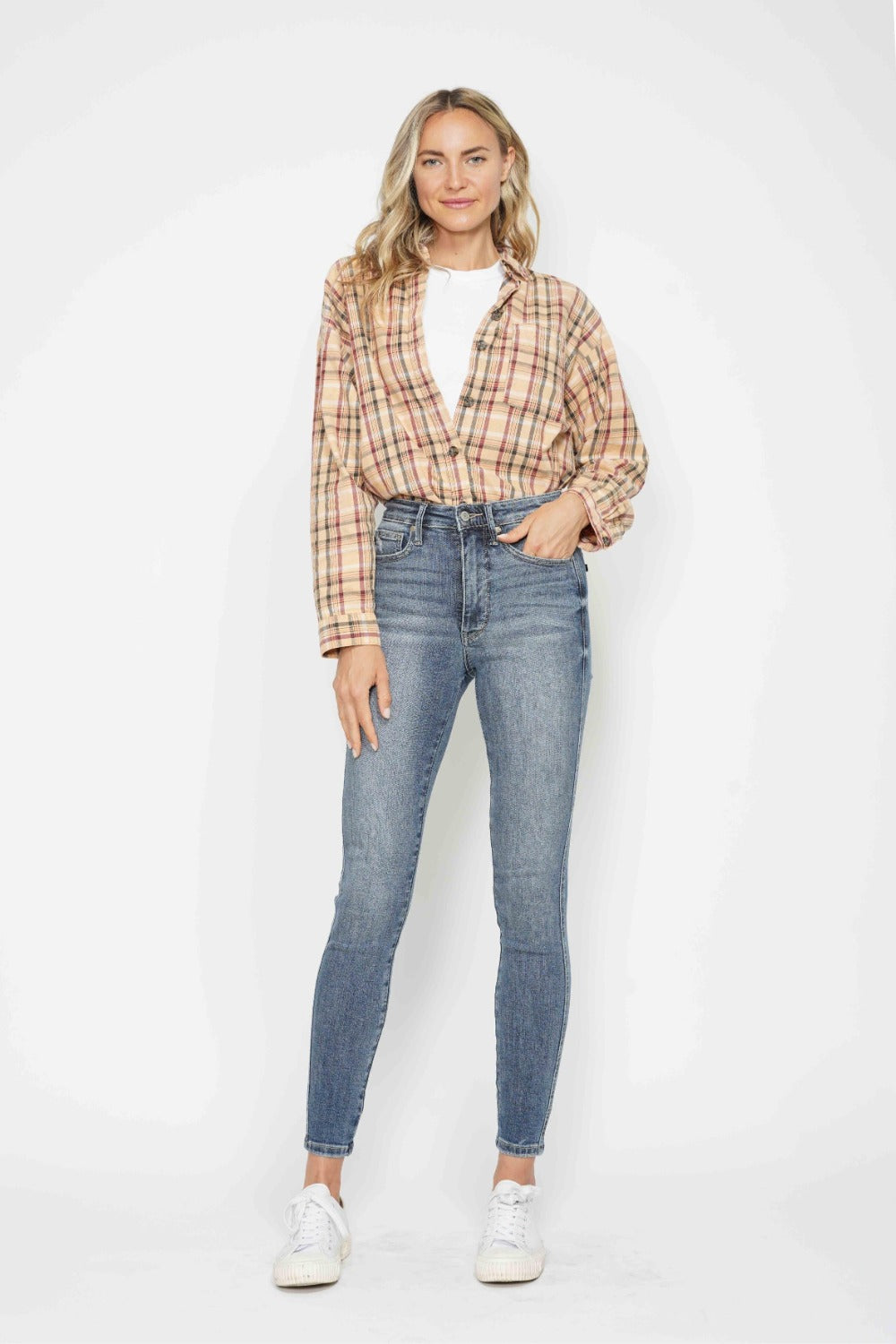 Judy Blue Skinny Jeans With Tummy Control